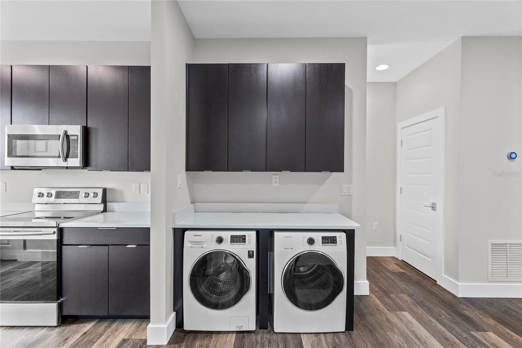14105 Corrigan Avenue - Photo 3