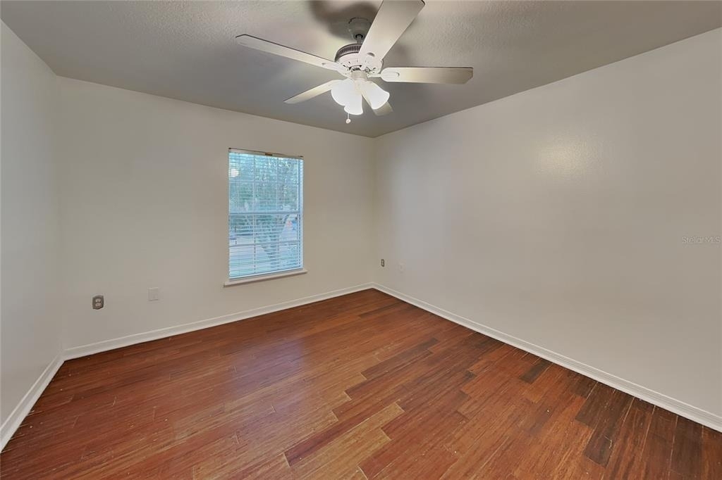 1952 Alambra Circle - Photo 3