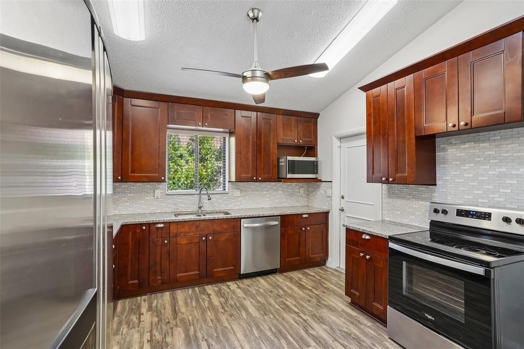 325 Timberline Trail - Photo 18