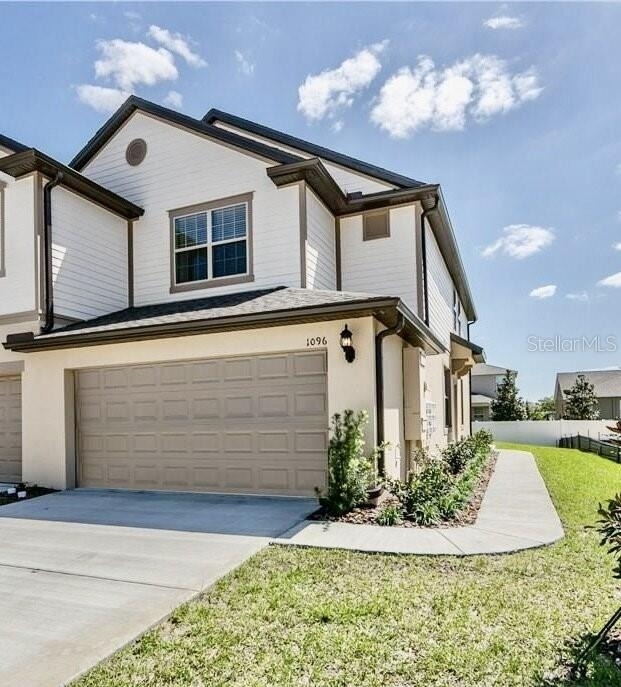 1096 Pavia Drive - Photo 0