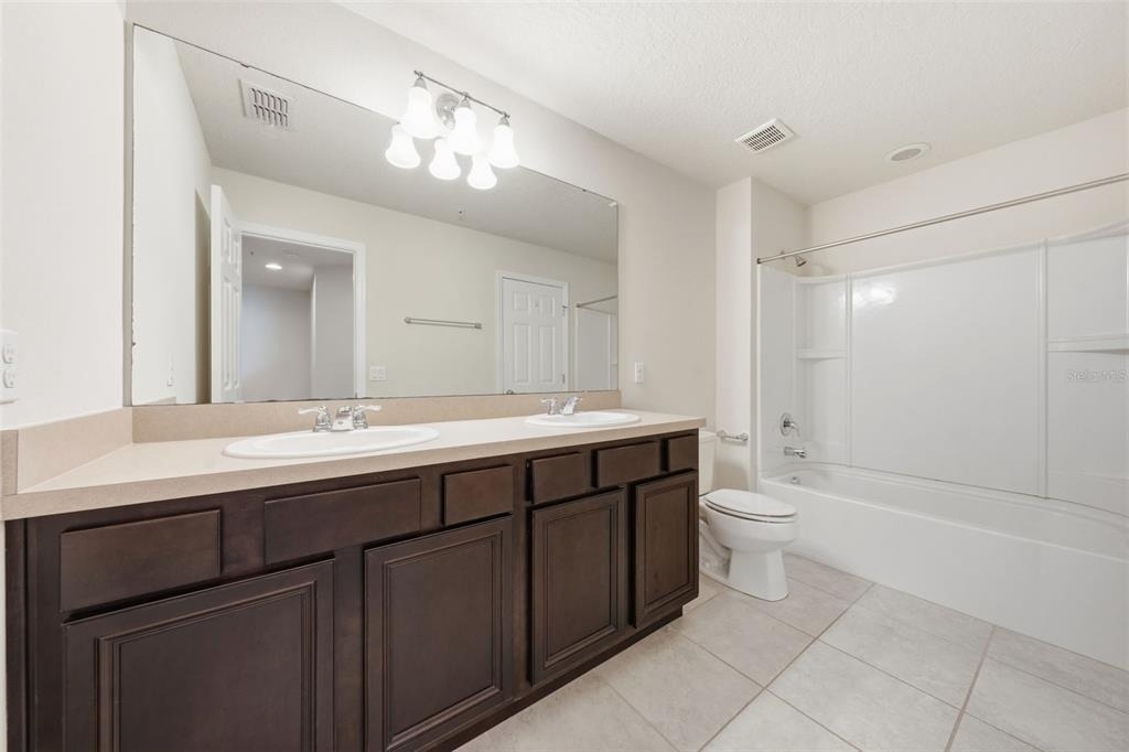 1096 Pavia Drive - Photo 10