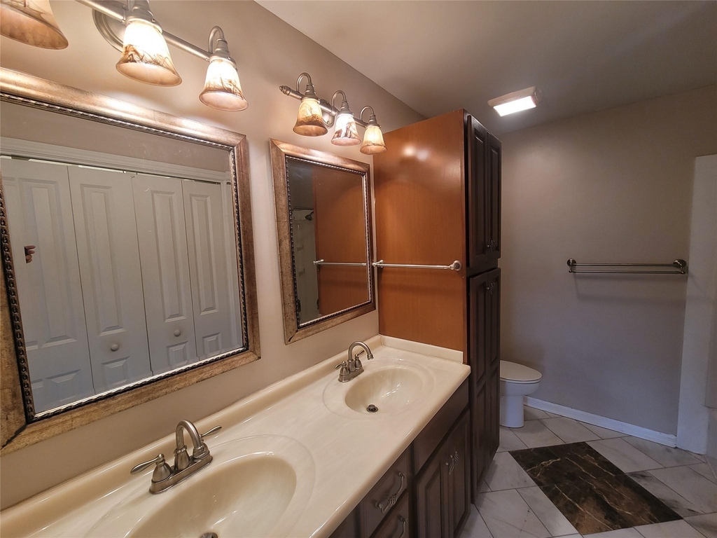 114 Dolphin Avenue - Photo 9