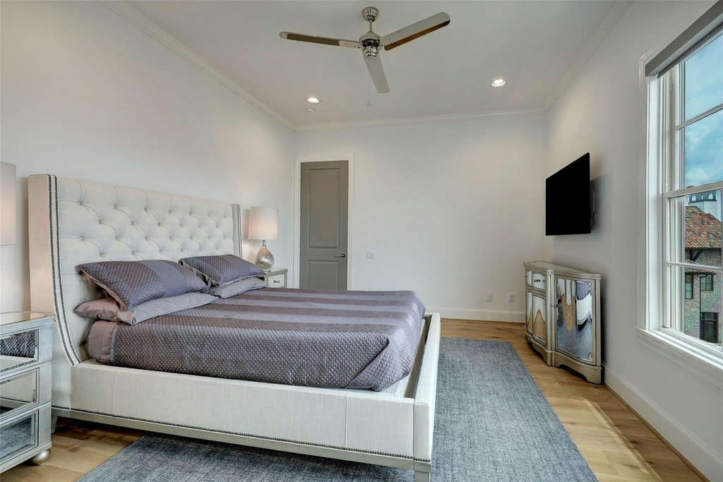 1147 Castellina Lane - Photo 21