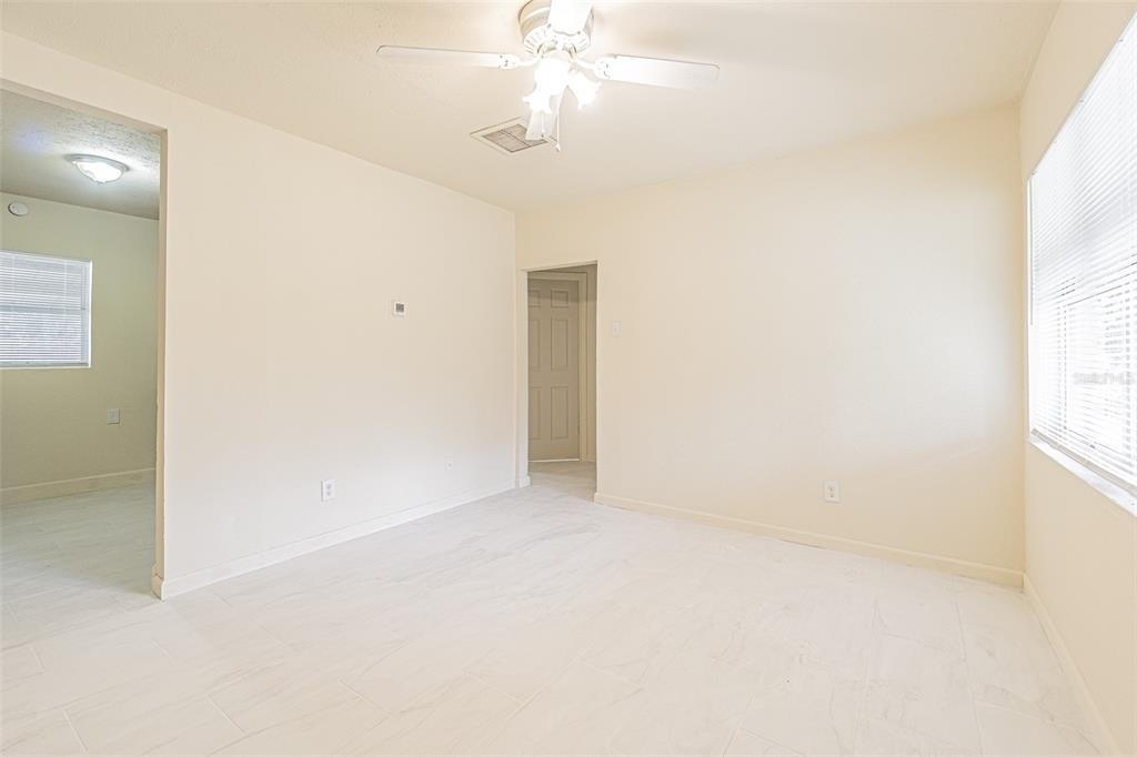 14918 Pinecrest Road - Photo 10