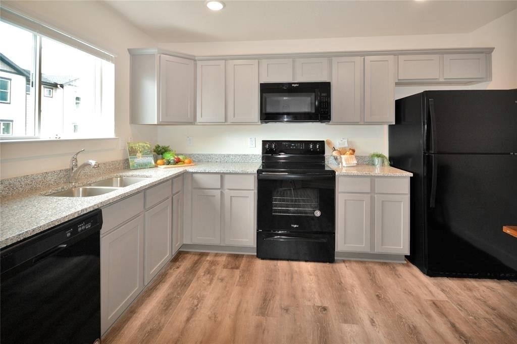 21155 Gosling Road Road - Photo 7