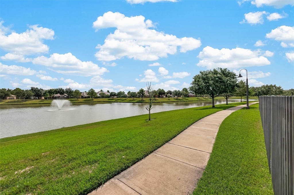 1738 Palmetto Park Drive - Photo 0