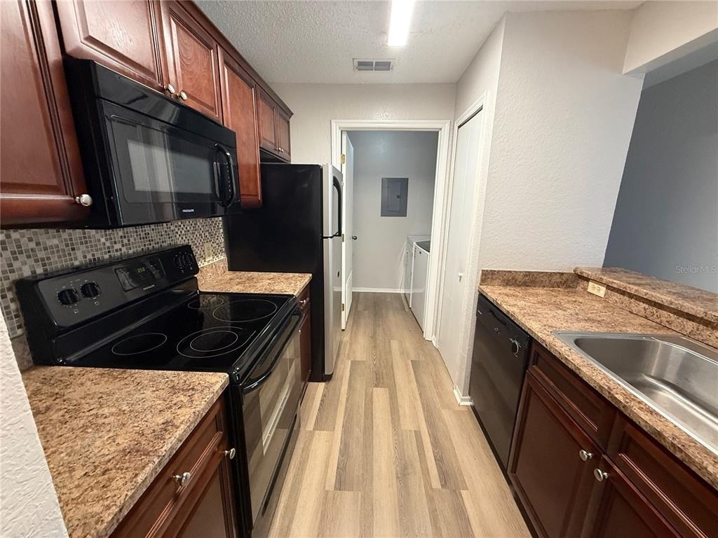 3705 Sw 27th Street - Photo 6