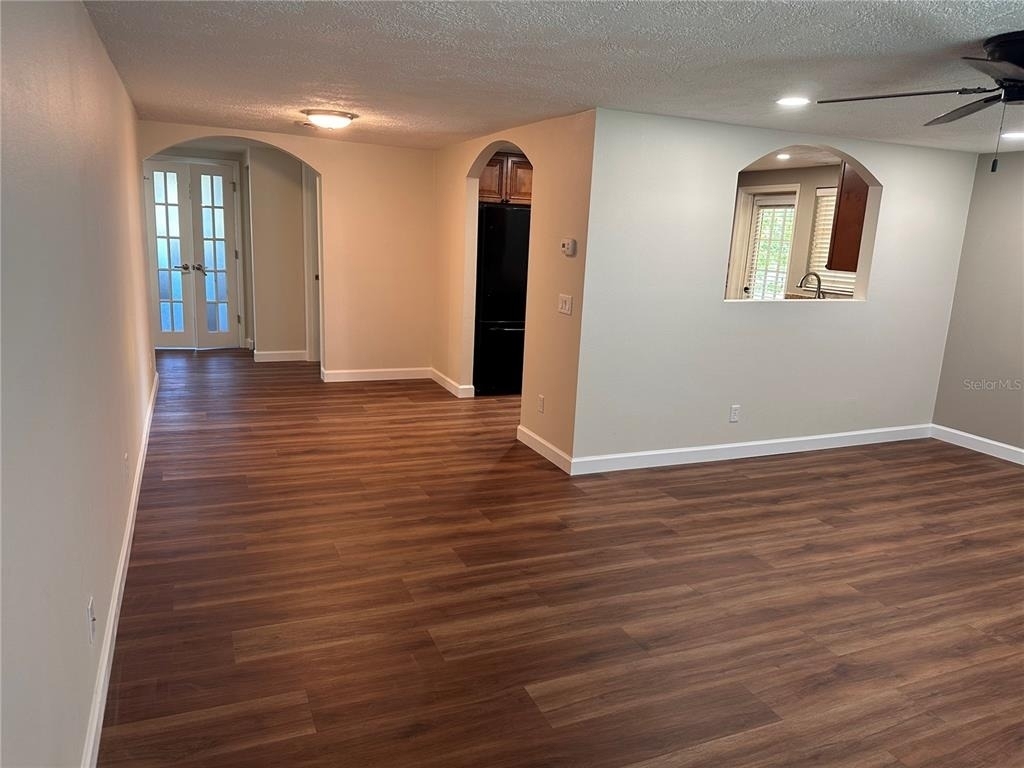 855 Stewart Street - Photo 1