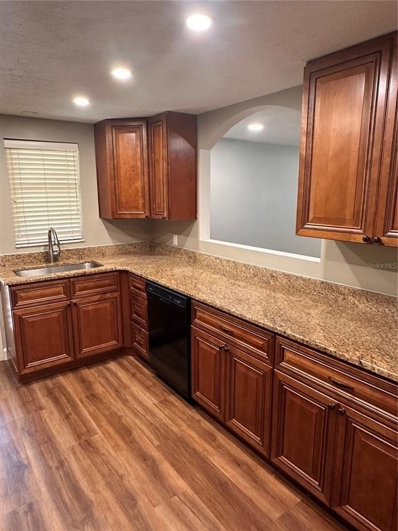 855 Stewart Street - Photo 4