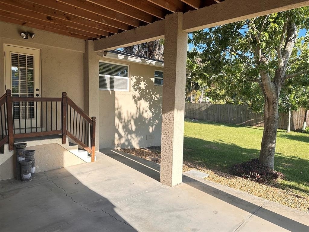 855 Stewart Street - Photo 14