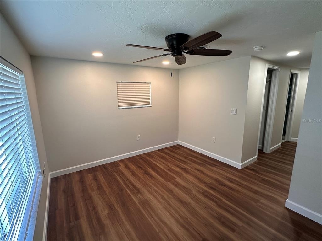 855 Stewart Street - Photo 9