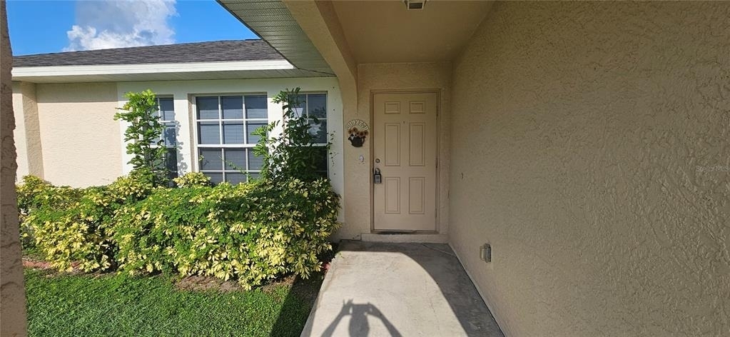 3740 Sw Santa Barbara Place - Photo 1