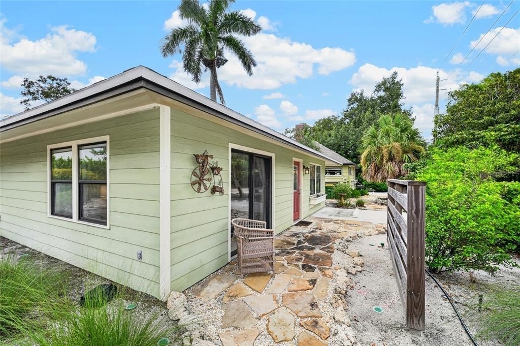 2475 Alameda Avenue - Photo 32