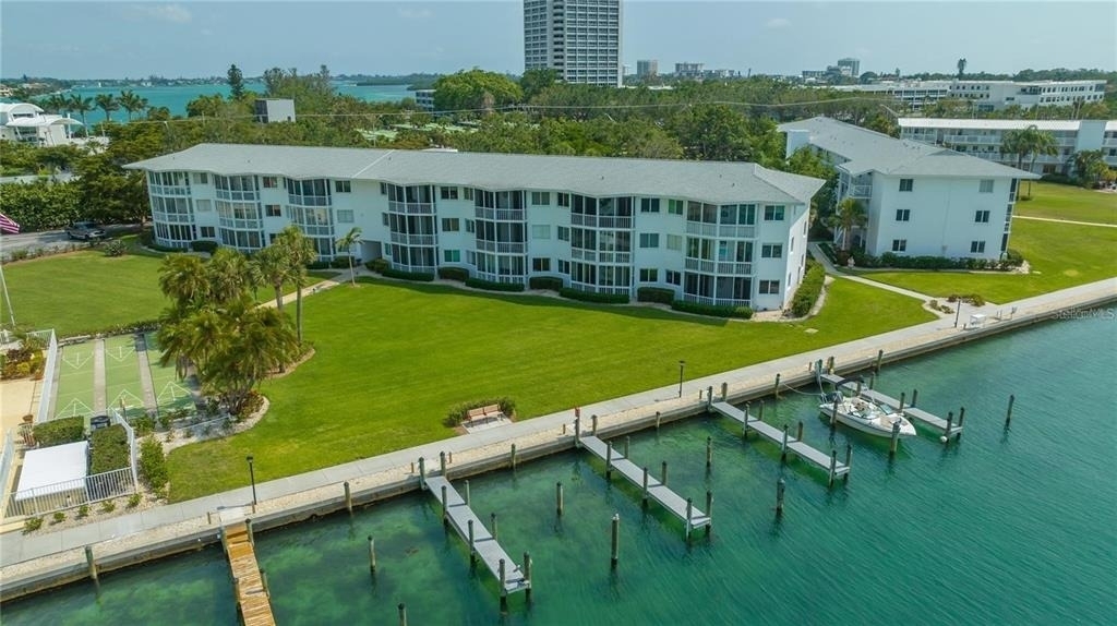 771 John Ringling Boulevard - Photo 1