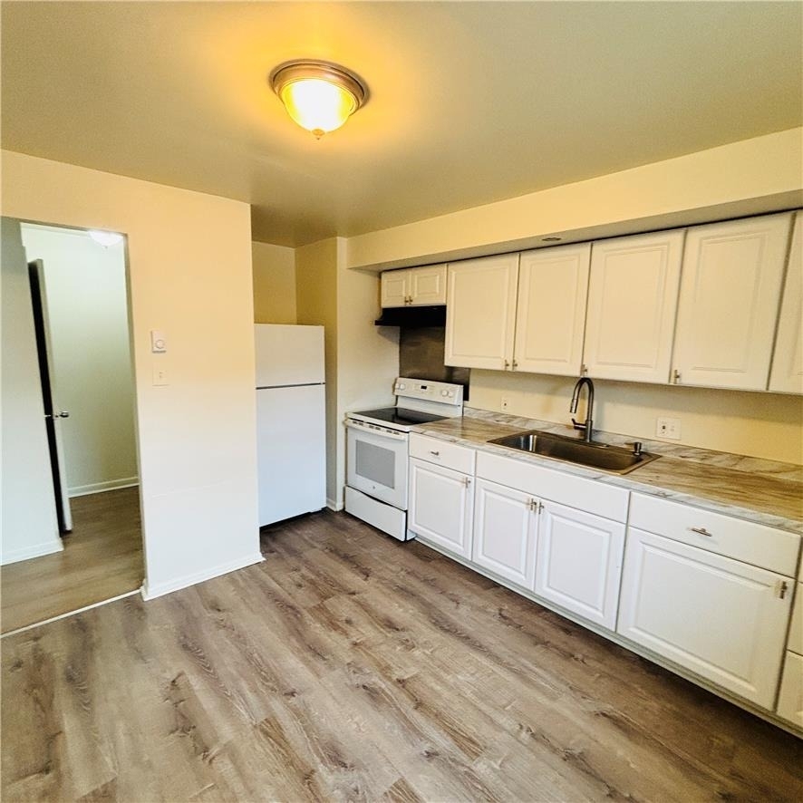 765 S 8th - Photo 1
