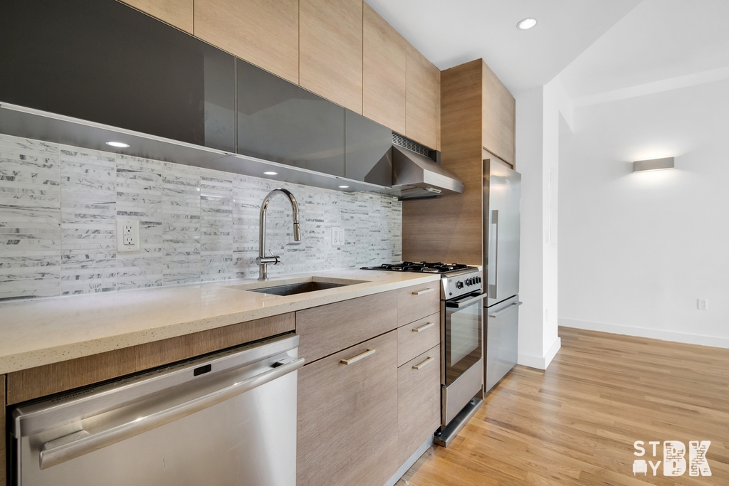 Greene Avenue & Classon Avenue  - Photo 3