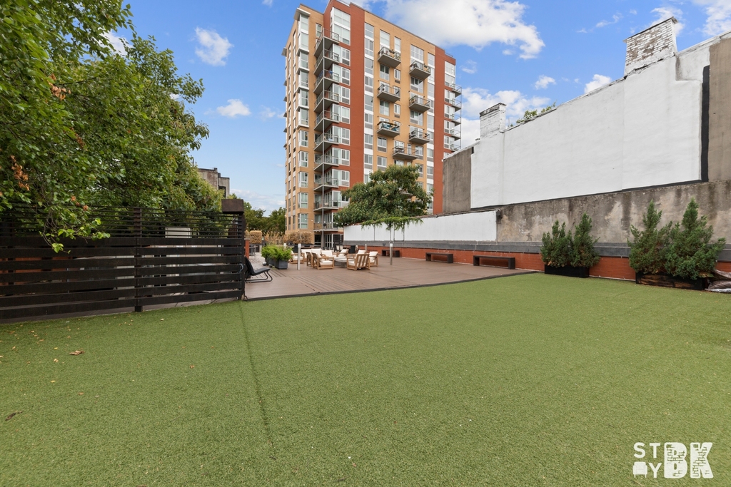 Greene Avenue & Classon Avenue  - Photo 17