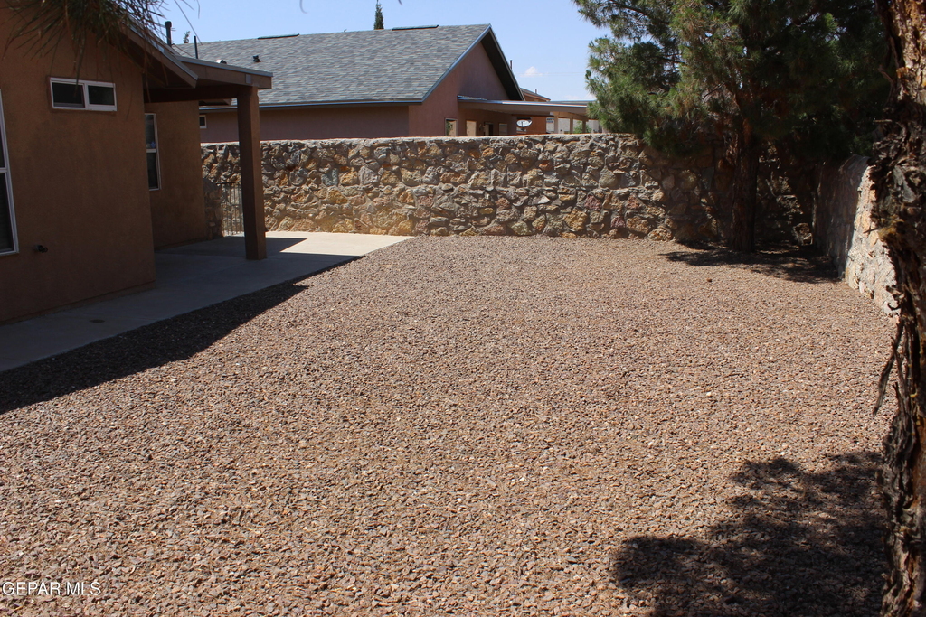 13978 Vaquero Rock Drive - Photo 32