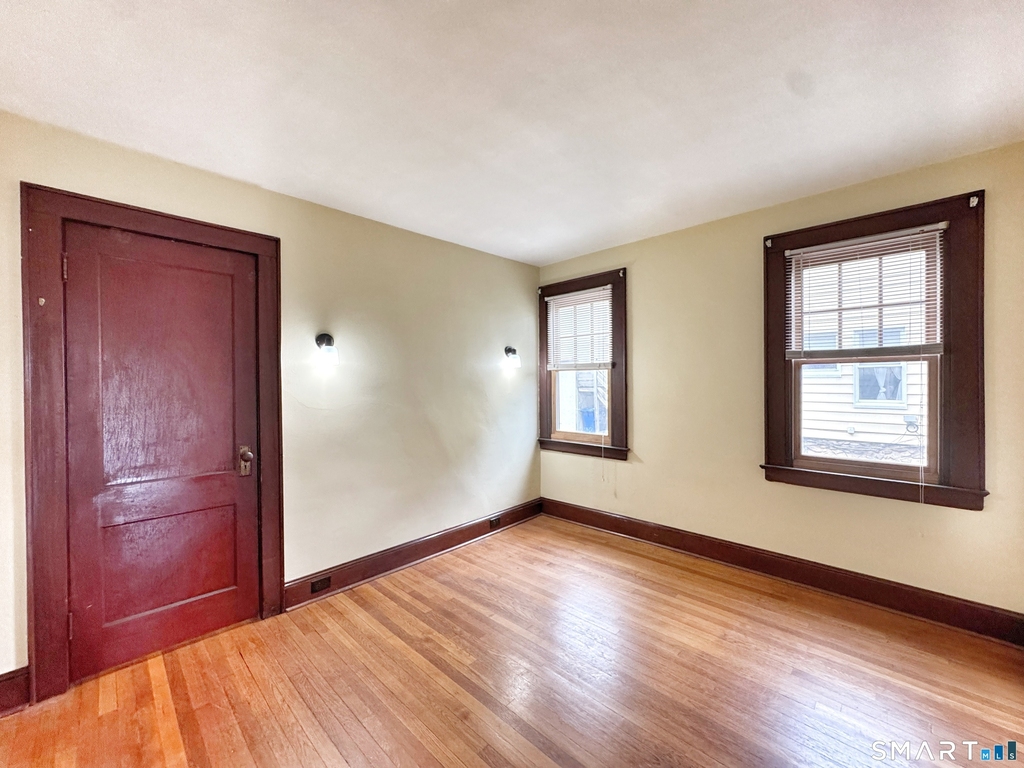 14 Woodbury Avenue - Photo 11