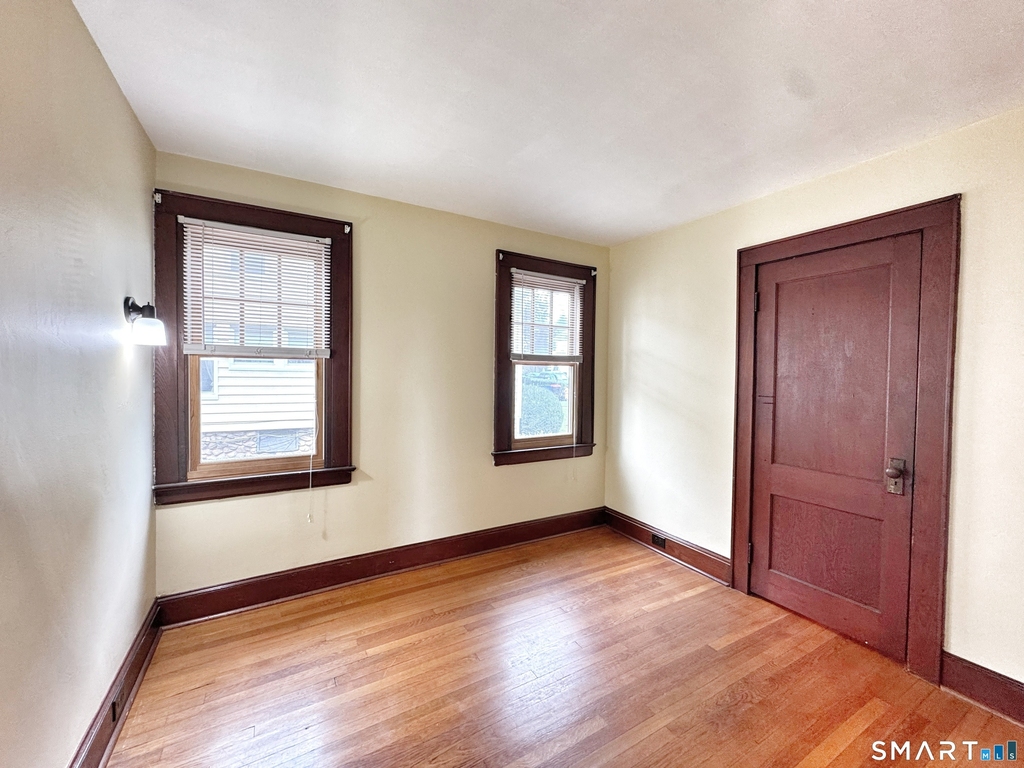 14 Woodbury Avenue - Photo 10