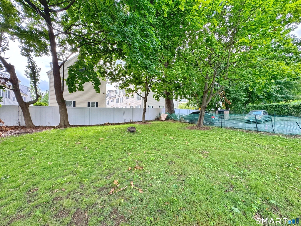 14 Woodbury Avenue - Photo 15