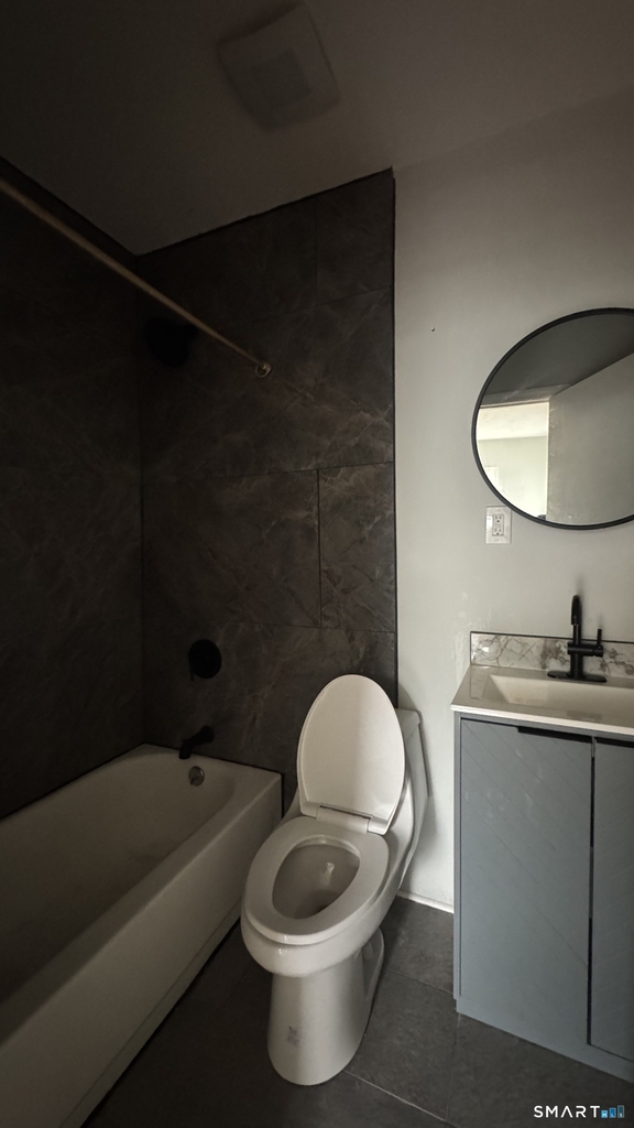 485 Howard Avenue - Photo 2