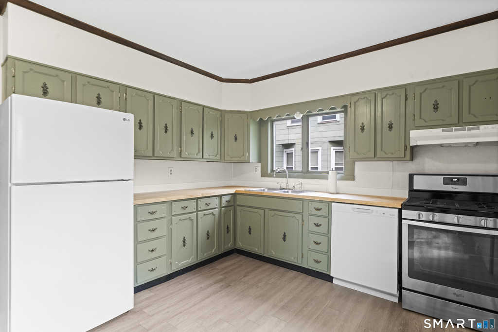 44 Bigelow Avenue - Photo 16