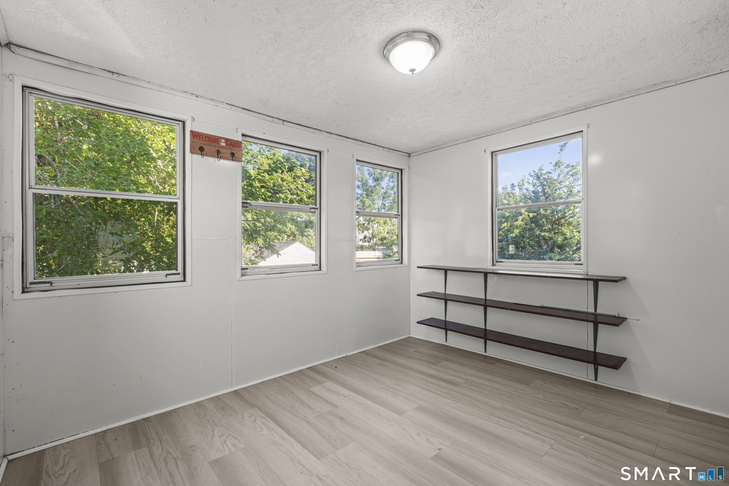 214 Hemingway Avenue - Photo 9