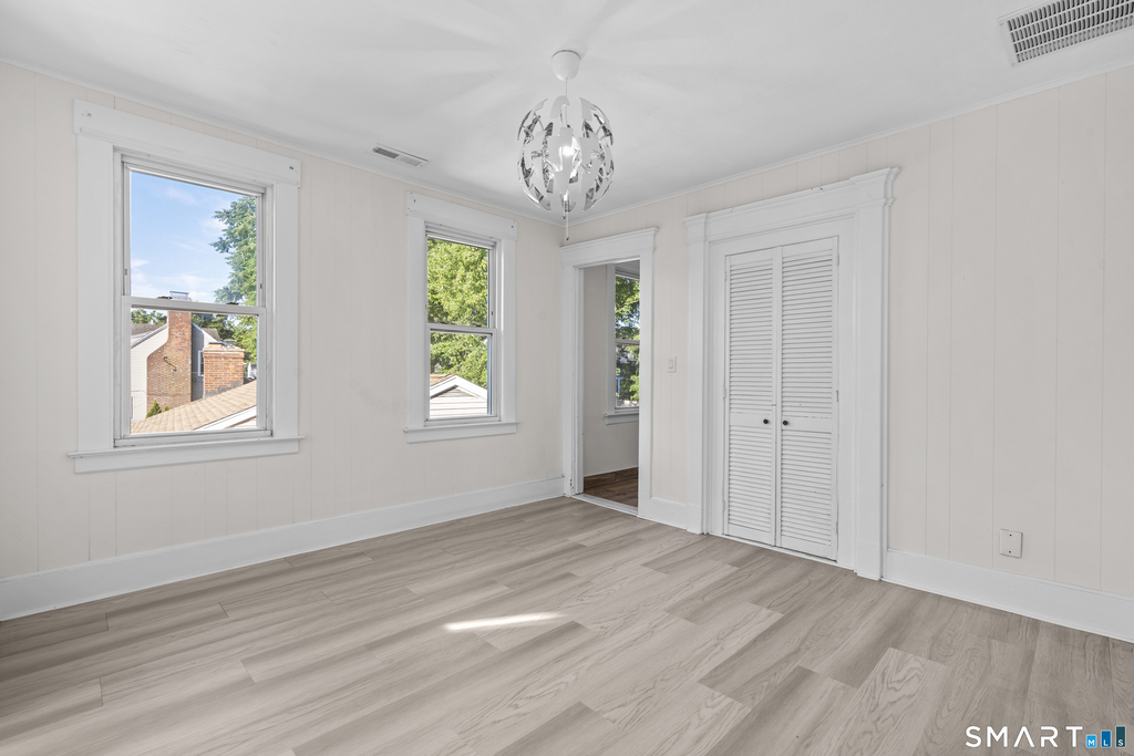 214 Hemingway Avenue - Photo 3