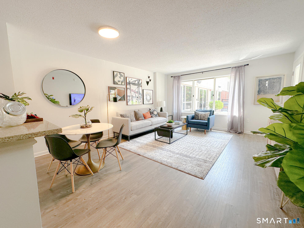 52 Forest Street - Photo 4
