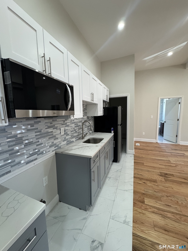 740 Dixwell Avenue - Photo 2