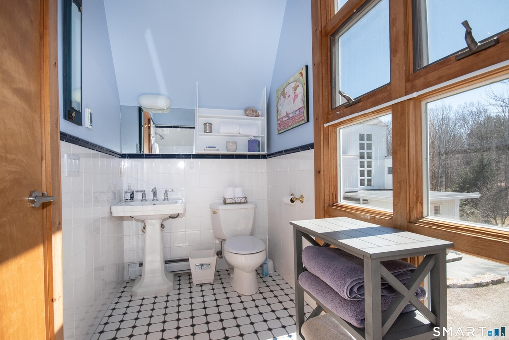 150 A Lonetown Road - Photo 10