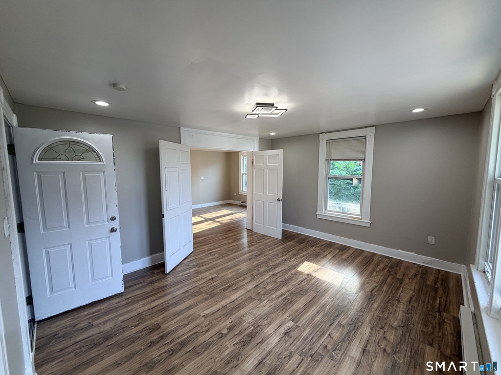 21 Sylvan Avenue - Photo 2