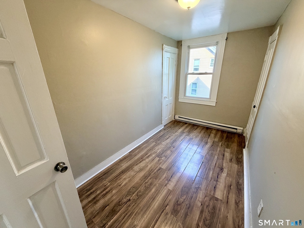 21 Sylvan Avenue - Photo 7