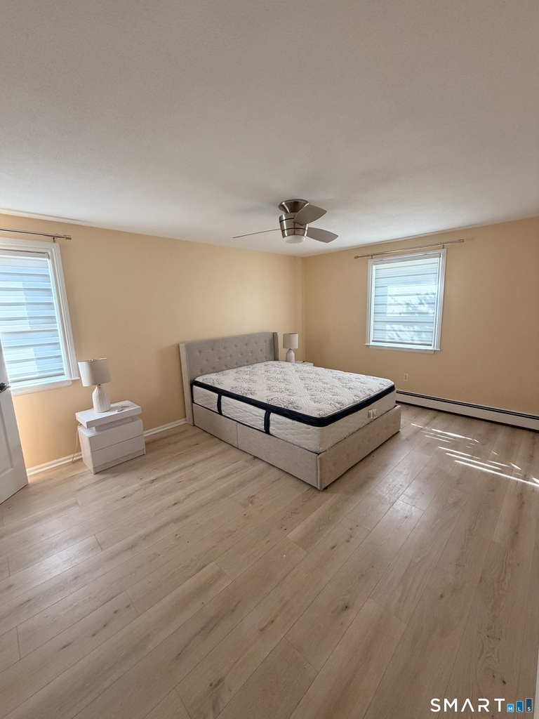 265 Burritt Street - Photo 10