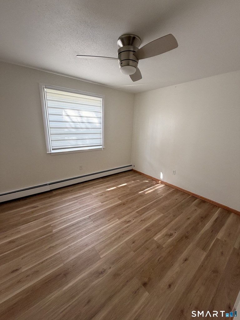 265 Burritt Street - Photo 8