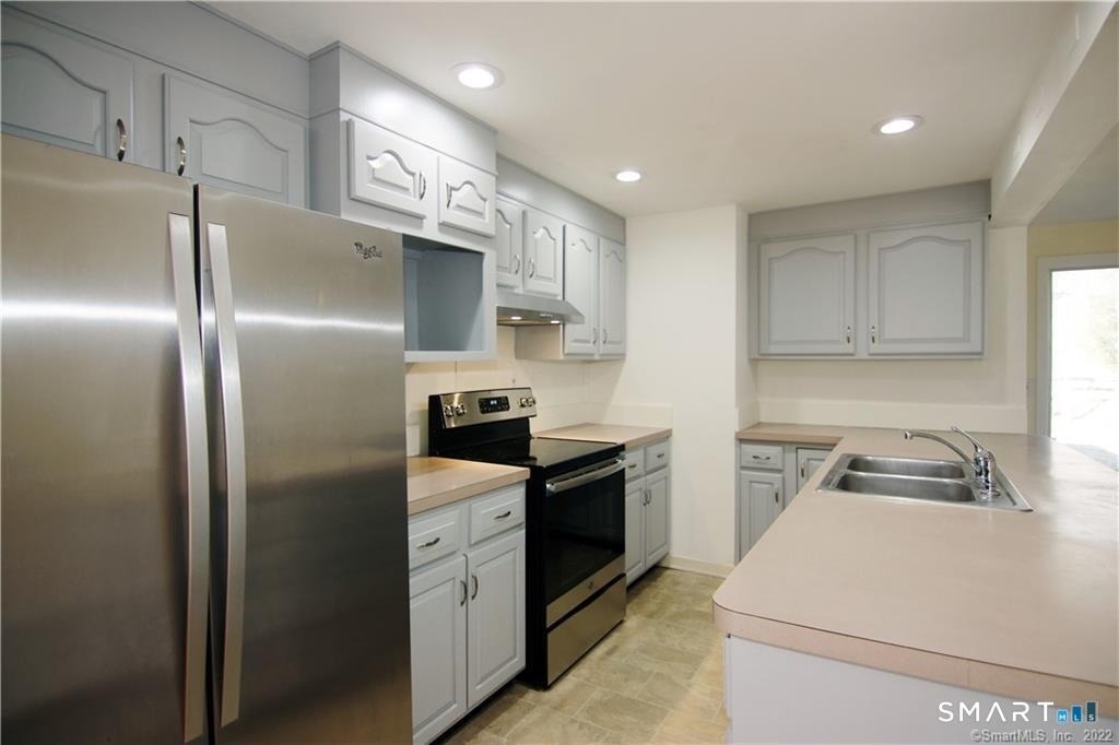 33 River Street - Photo 6