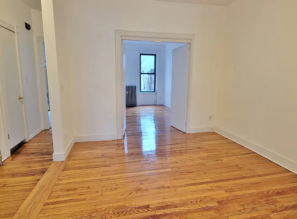 9th Street at 4th Avenue - Photo 15