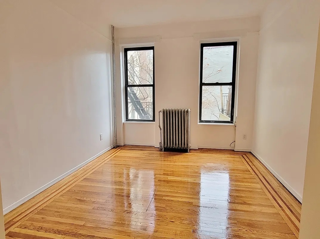 9th Street at 4th Avenue - Photo 18
