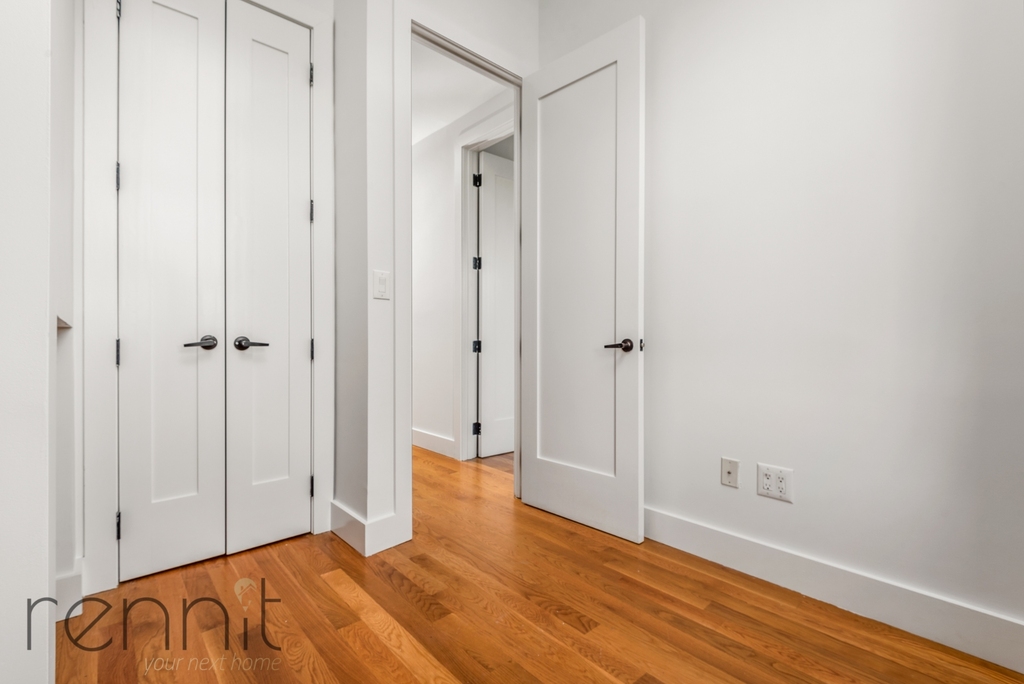 638 Wilson Avenue - Photo 8