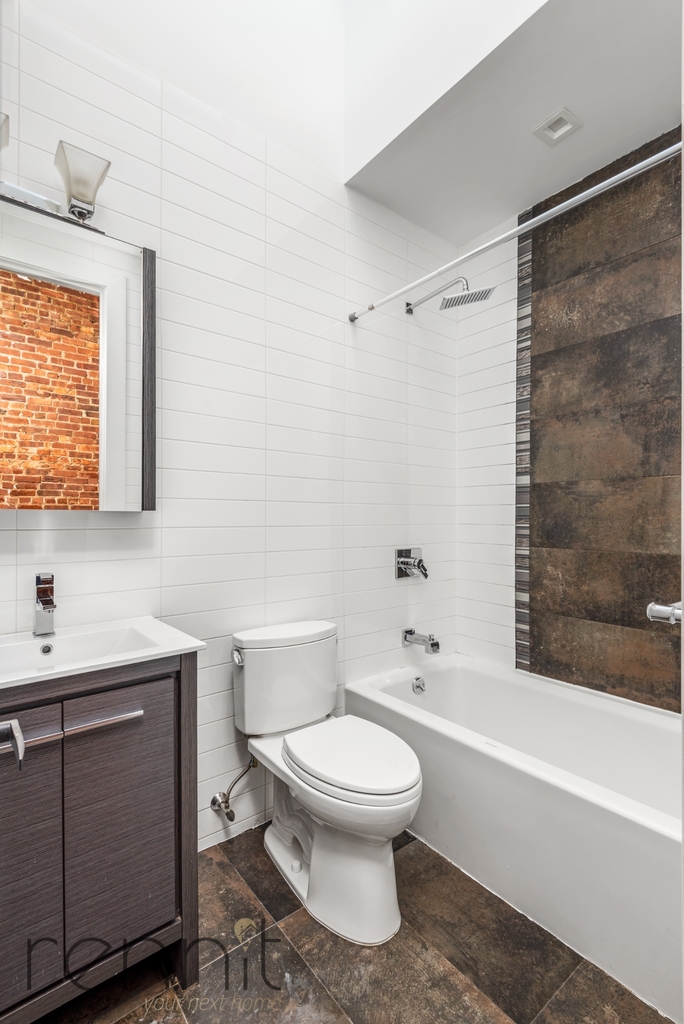 638 Wilson Avenue - Photo 5