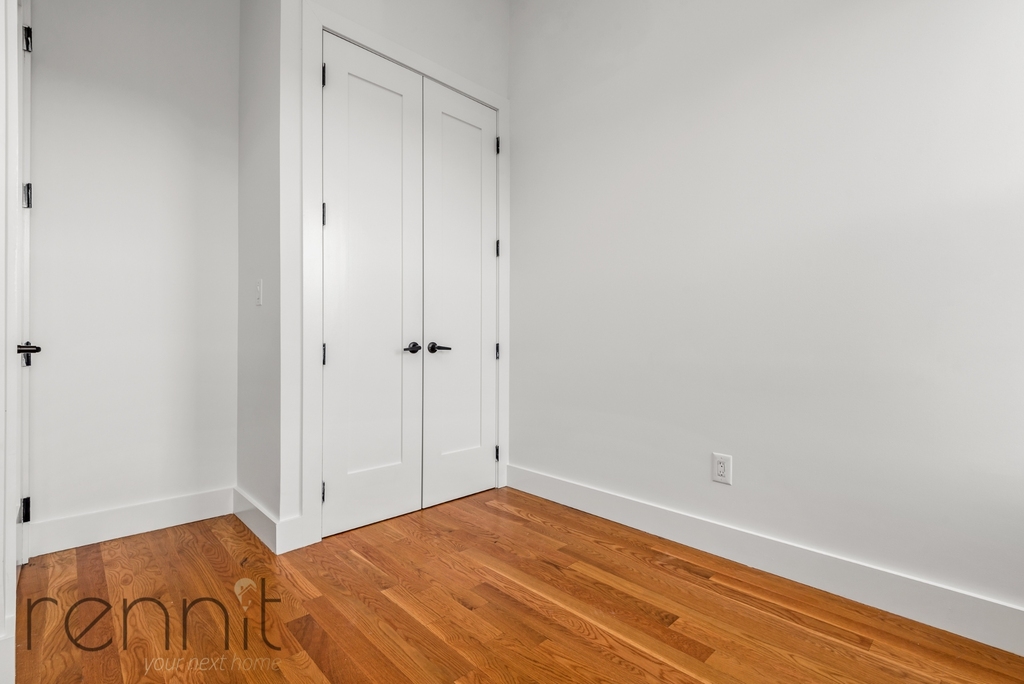 638 Wilson Avenue - Photo 10