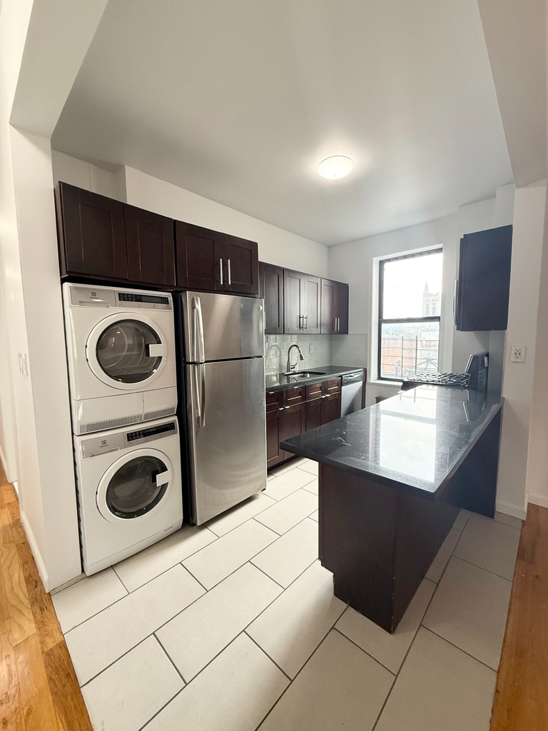 550 West 157th Street - Photo 2
