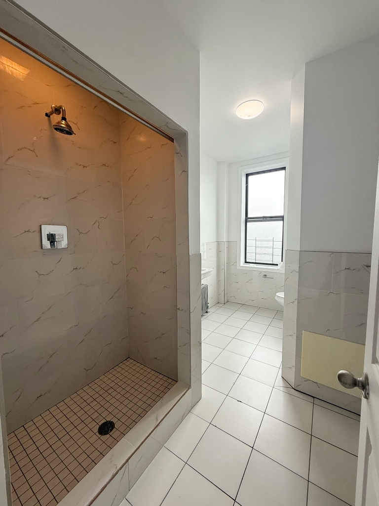550 West 157th Street - Photo 4