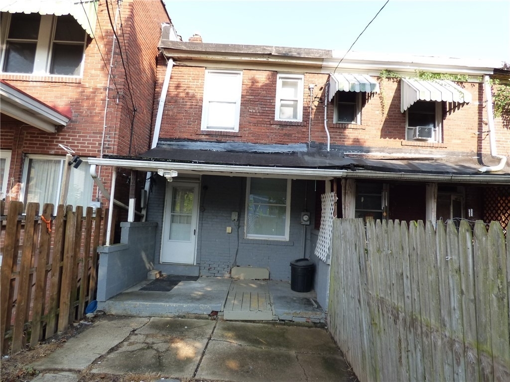 1134 Race St - Photo 17