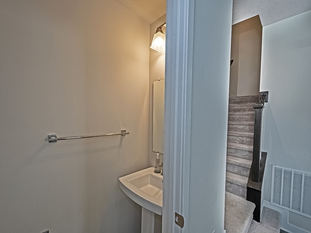 213 Amon St - Photo 15