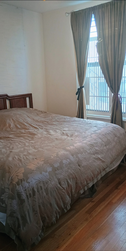703 East 156th Street - Photo 6