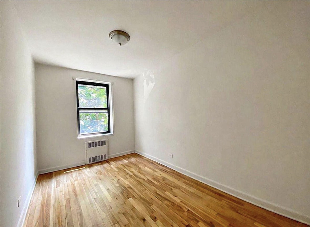 88-11 34th Avenue - Photo 7