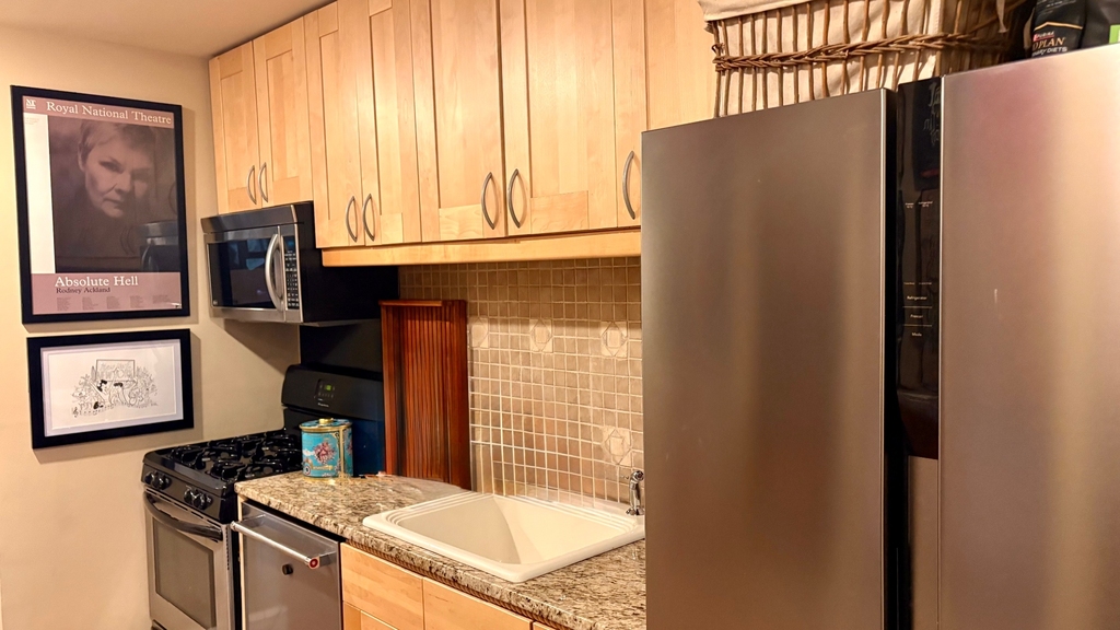108 West 130th Street - Photo 5