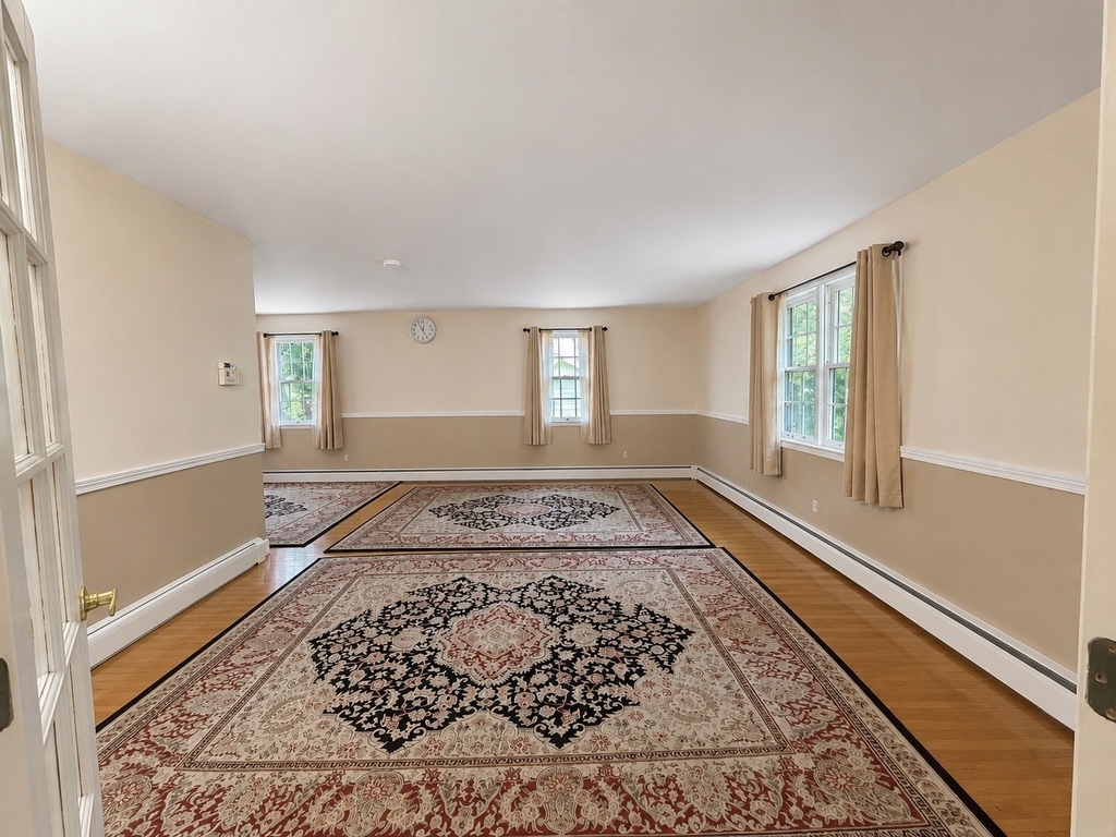240 Ridgefield Road - Photo 3